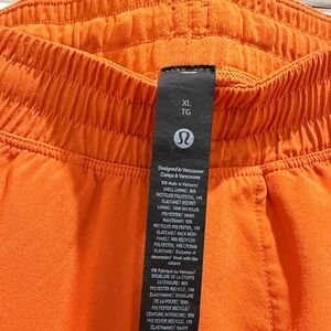 Men’s Lululemon XL Pace Breaker Orange Athletic Shorts 7”